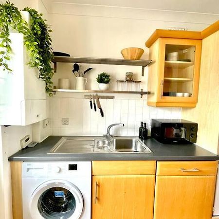 High-End 2 Bed Maisonette In Beaulieu Park Broomfield  Екстер'єр фото