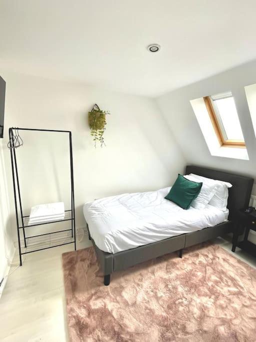 High-End 2 Bed Maisonette In Beaulieu Park Broomfield  Екстер'єр фото